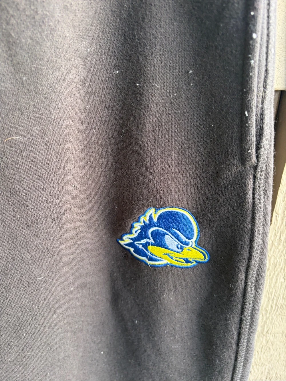 University of Delaware Black Sweatpants